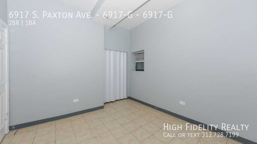 6901-17 S. Paxton/2211-17 E 69th St. - Photo 7 of 8