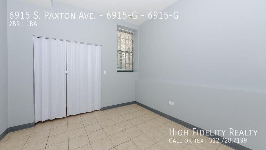 6915 S Paxton Ave #6915G - Photo 7 of 9