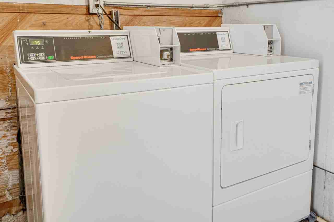 Heights Haven | Central San Diego Apartments Near El Cajon Blvd! - Photo 3 of 3