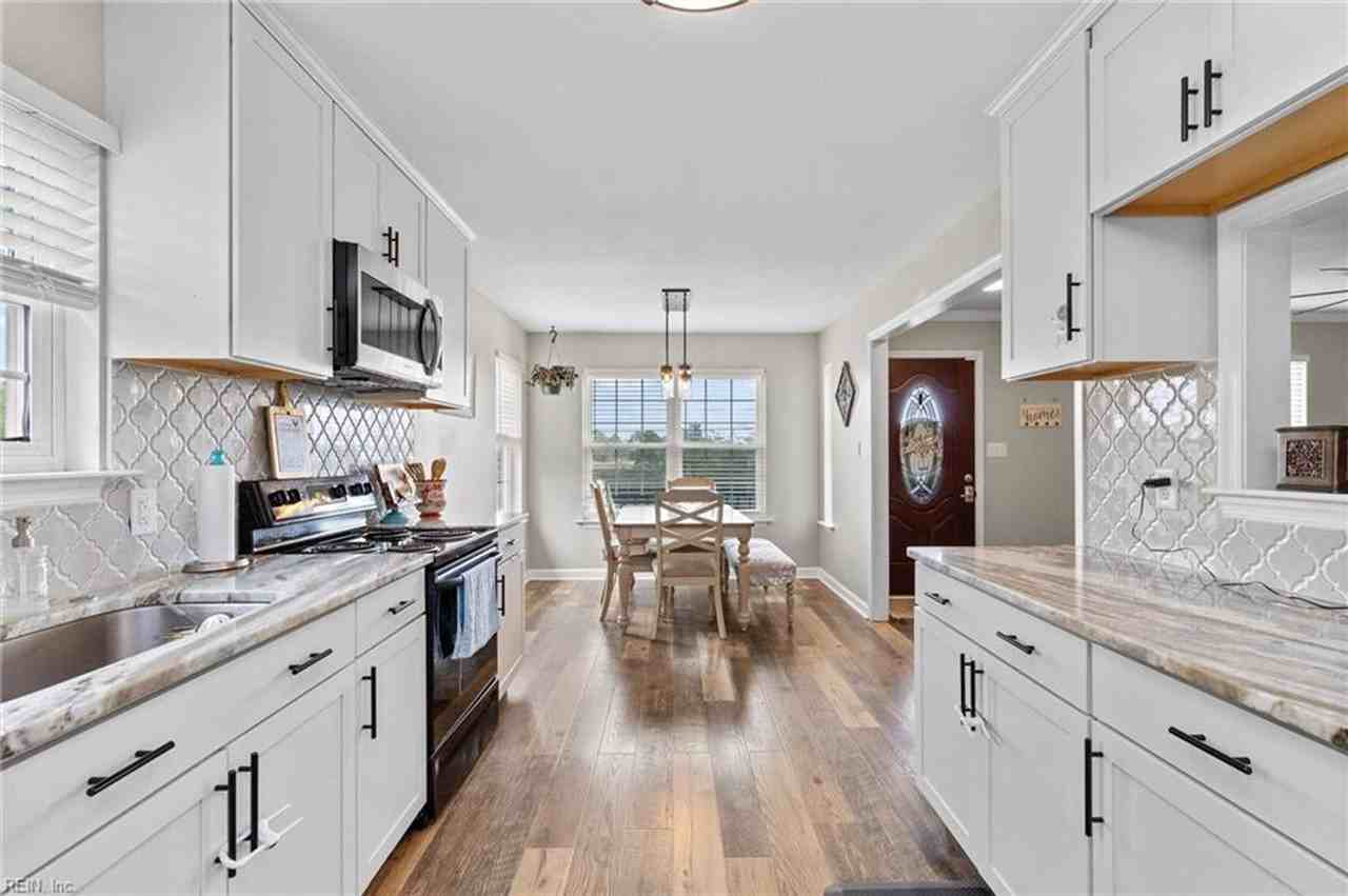 150 Ridge Rd - Photo 7 of 18