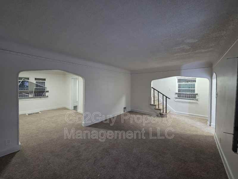 4343 Berkshire St - Photo 5 of 13