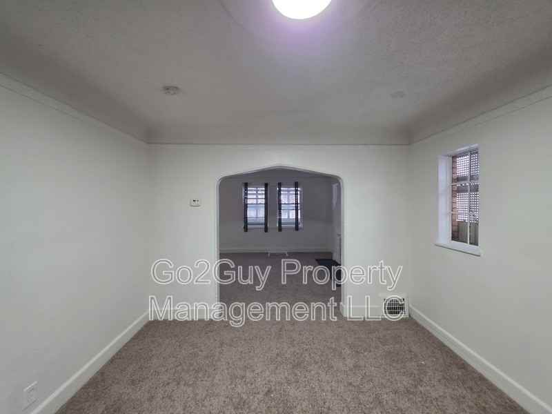 4343 Berkshire St - Photo 6 of 13