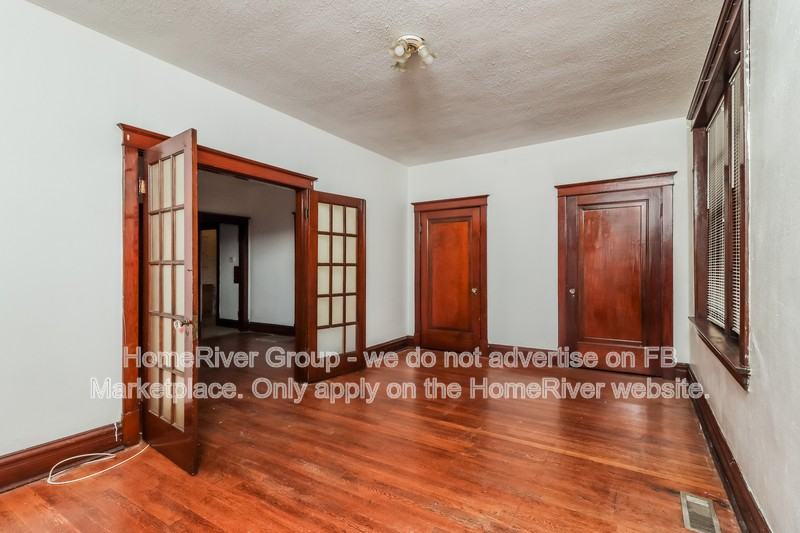 3725 Meramec St #1F - Photo 2 of 19