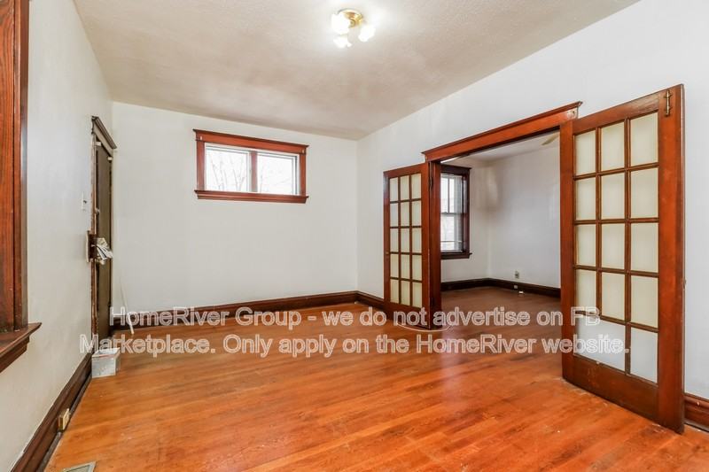 3725 Meramec St #1F - Photo 3 of 19