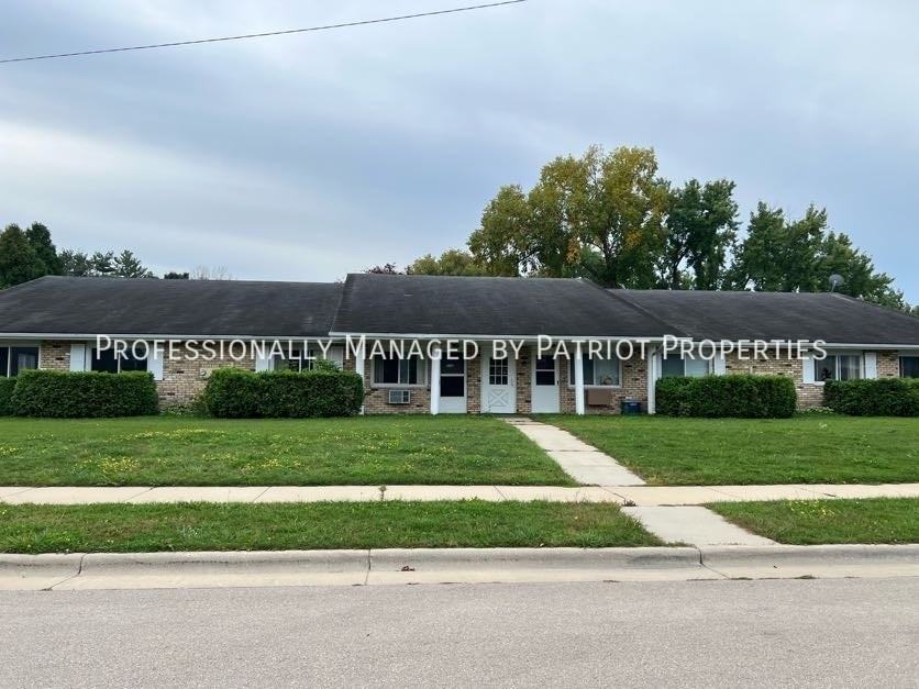 Freedom Ring Apartments - 712 - Photo 2 of 5