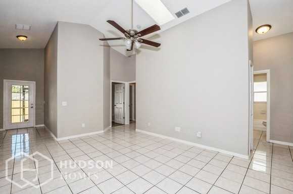 1555 Indian Oaks Trl - Photo 4 of 22