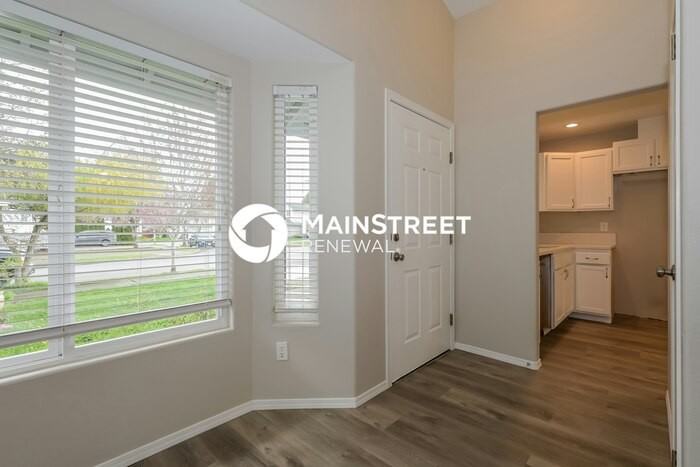 16830 Marmount St Se - Photo 7 of 16