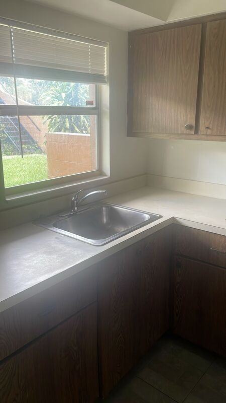 218 S Tampa Ave #2 - Photo 2 of 7