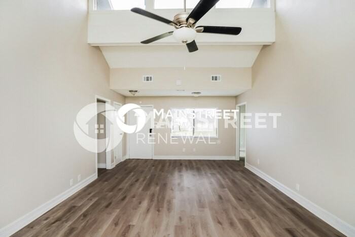 6317 Boylston Way - Photo 4 of 16