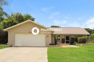 featured image of 1303 Pine Needle Rd