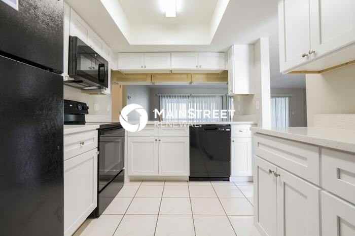 1303 Pine Needle Rd - Photo 5 of 16