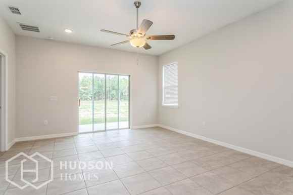 3146 Amaranth St - Photo 7 of 36