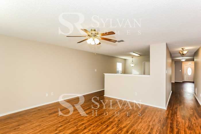 4949 Parkview Hills Ln - Photo 5 of 16