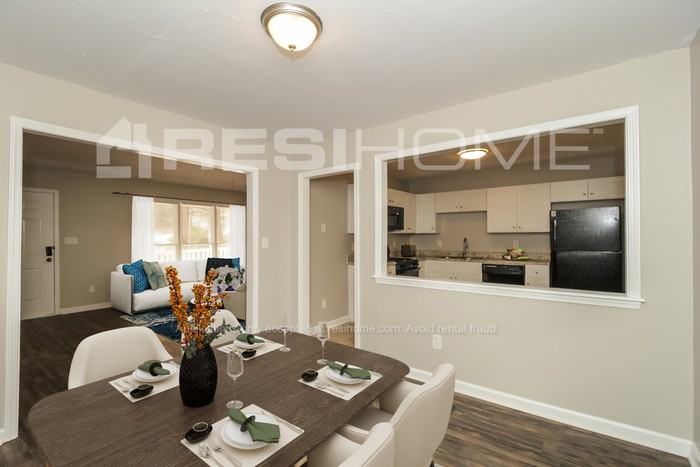 142 Emerald Pines Dr - Photo 4 of 19