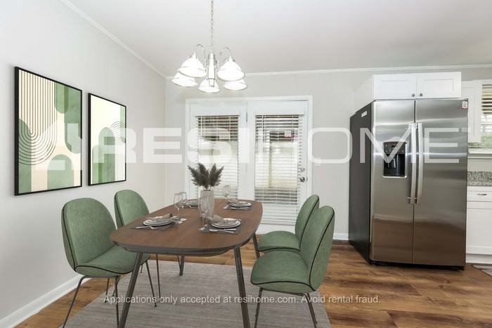 820 Aeolia Dr - Photo 3 of 18