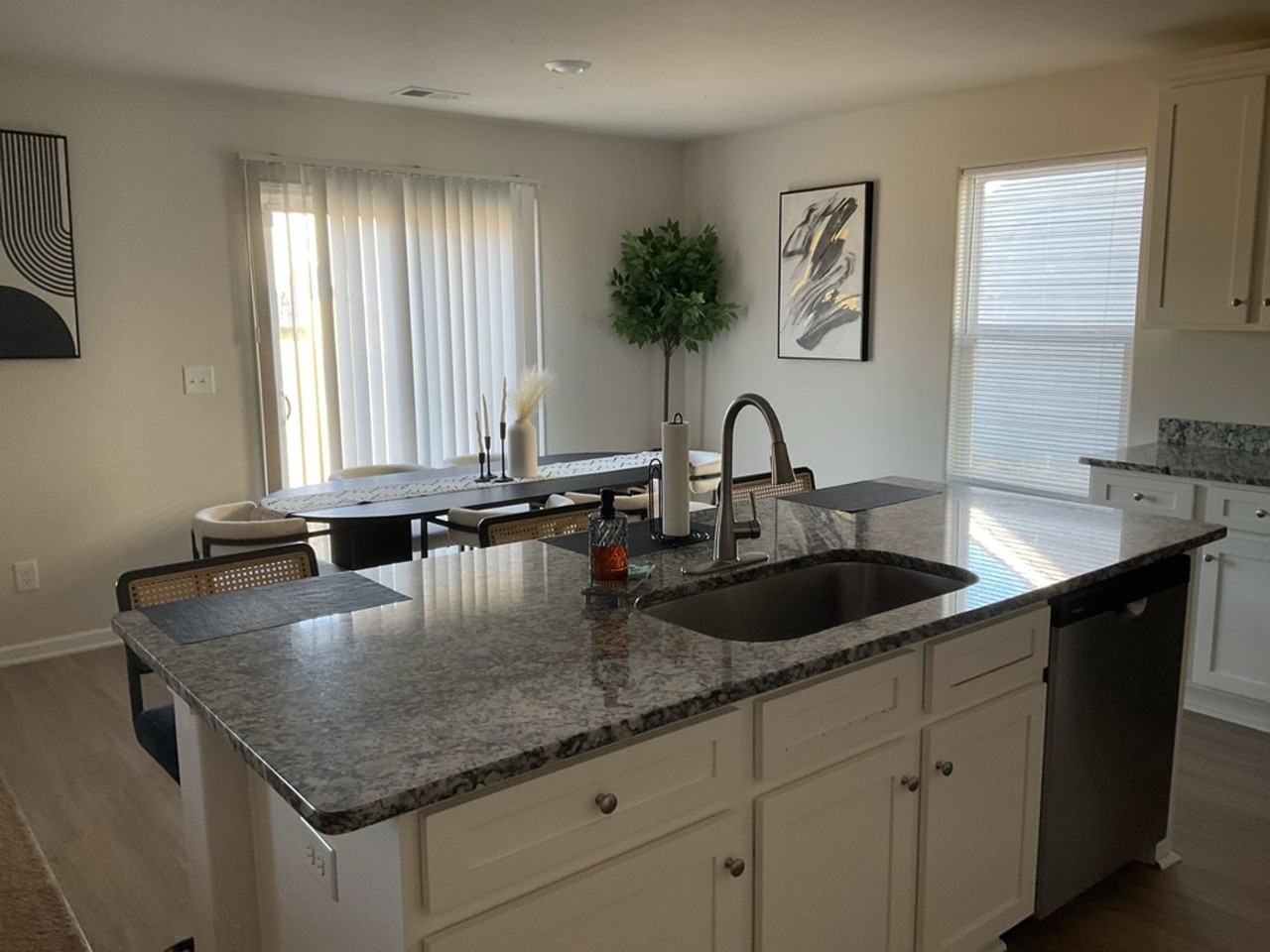 511 Morning Mist Rd - Photo 4 of 13