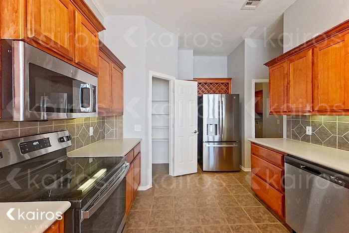 2324 Nw 161st Ter - Photo 7 of 21