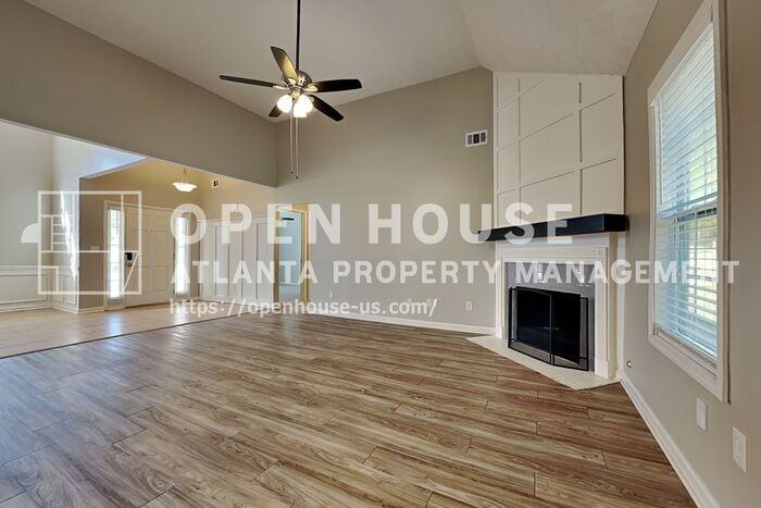 917 Tucker Ln - Photo 5 of 20