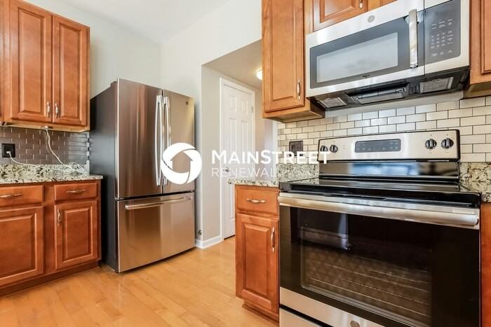 422 Laurel Hills Dr - Photo 5 of 15