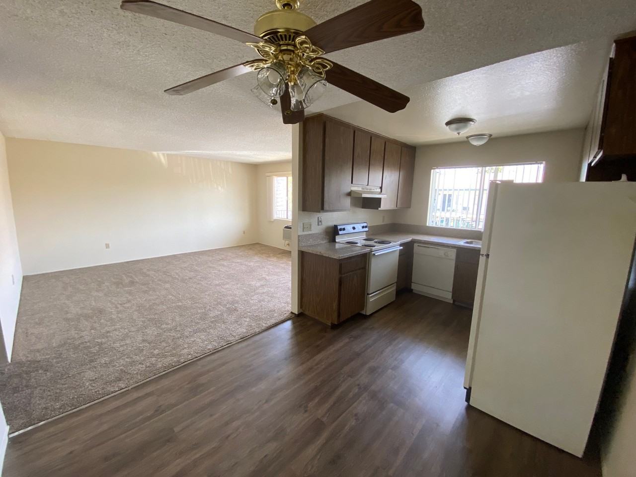 998 South Mollison Avenue #12 - Photo 2 of 19