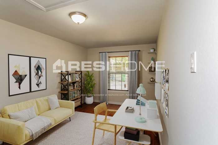 1608 Oaktree Dr - Photo 7 of 17