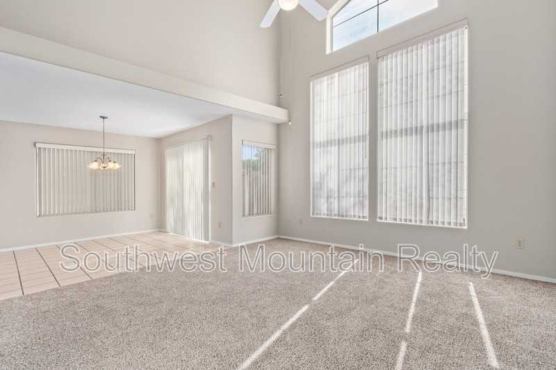 1083 W Sandy Banks - Photo 4 of 49