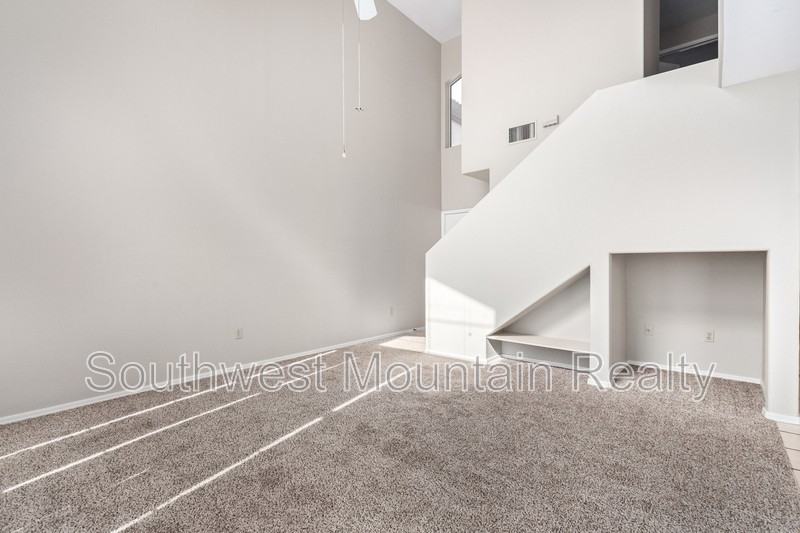 1083 W Sandy Banks - Photo 5 of 49