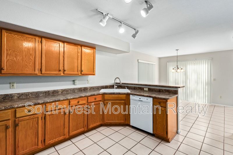 1083 W Sandy Banks - Photo 7 of 49