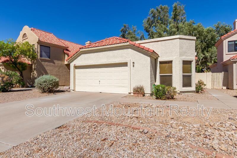 541 N Granite St - Photo 6 of 50