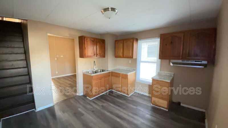 1503 Smith Ave - Photo 5 of 13