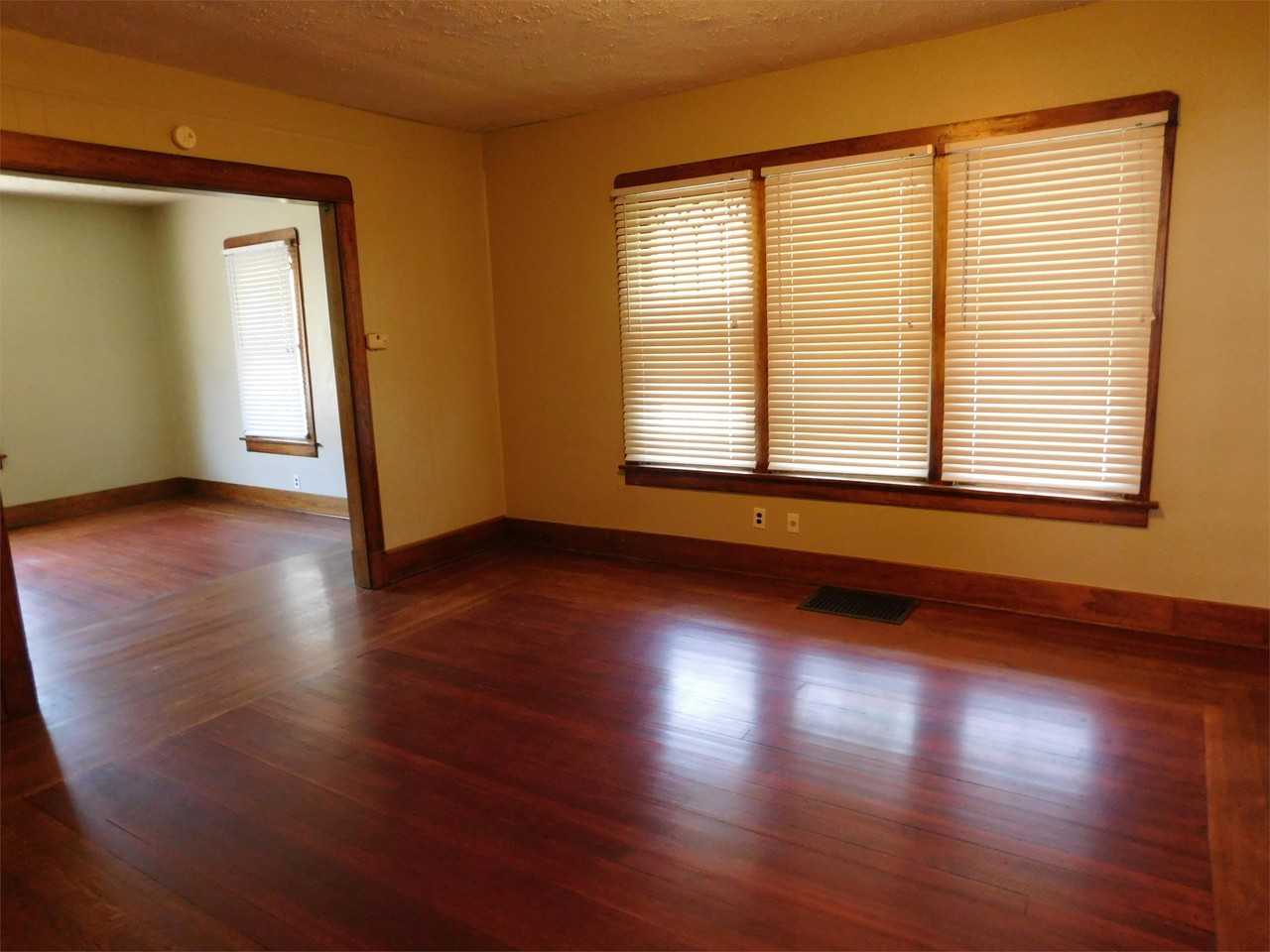 540 S 9th St #1 - Photo 5 of 15