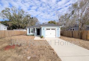 8537 Peach St - Photo 1 of 1