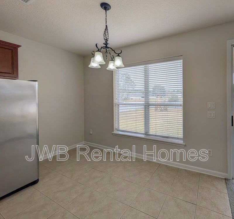 826 Mosswood Chase St - Photo 5 of 25