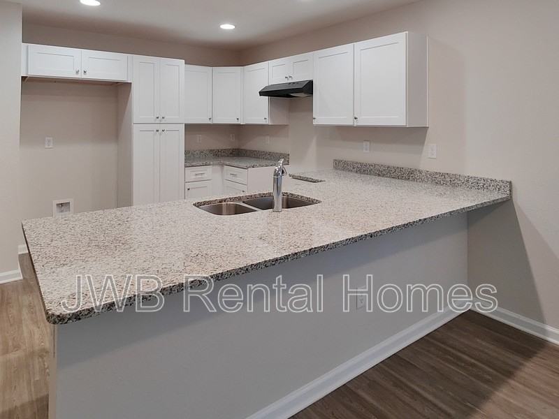 2246 Kistlers Ridge Way - Photo 3 of 10