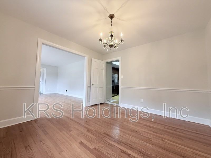 2501 New Bern Ave - Photo 6 of 25