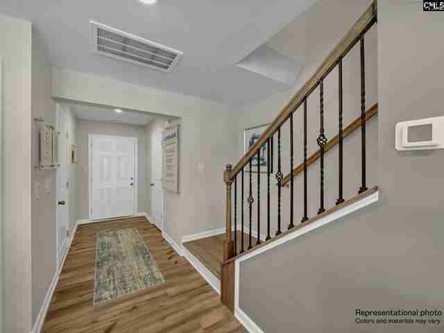 300 Pine Point Rd #B - Photo 5 of 24