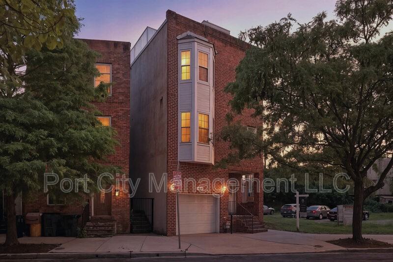 1125 Race St - Photo 3 of 44