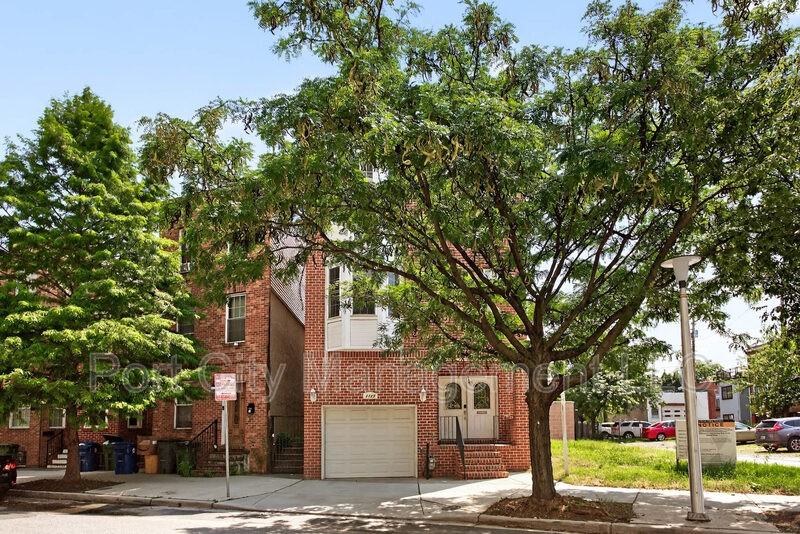 1125 Race St - Photo 4 of 44