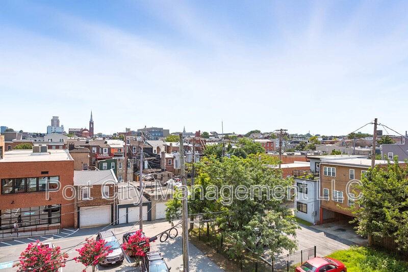 1125 Race St - Photo 6 of 44