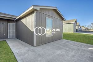 featured image of 1421 Nw 16th Ave #B