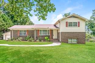 1119 Meadow Ln - Photo 1 of 1