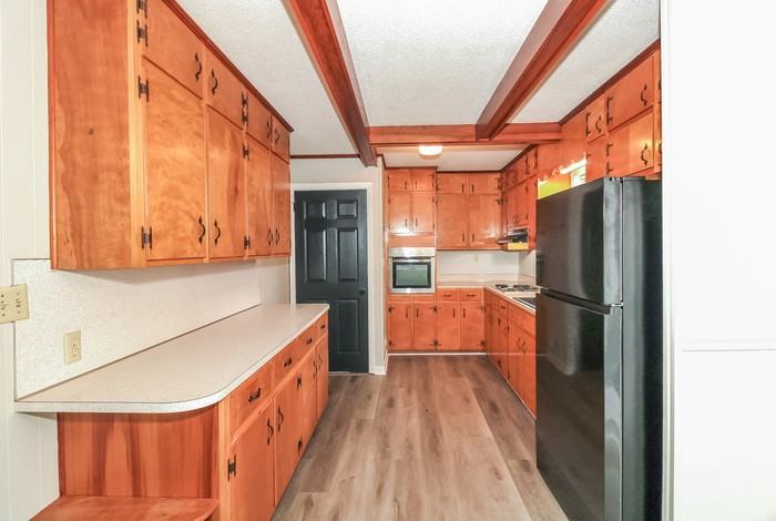 1119 Meadow Ln - Photo 7 of 15