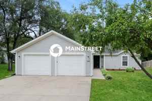 featured image of 7303 Oak St