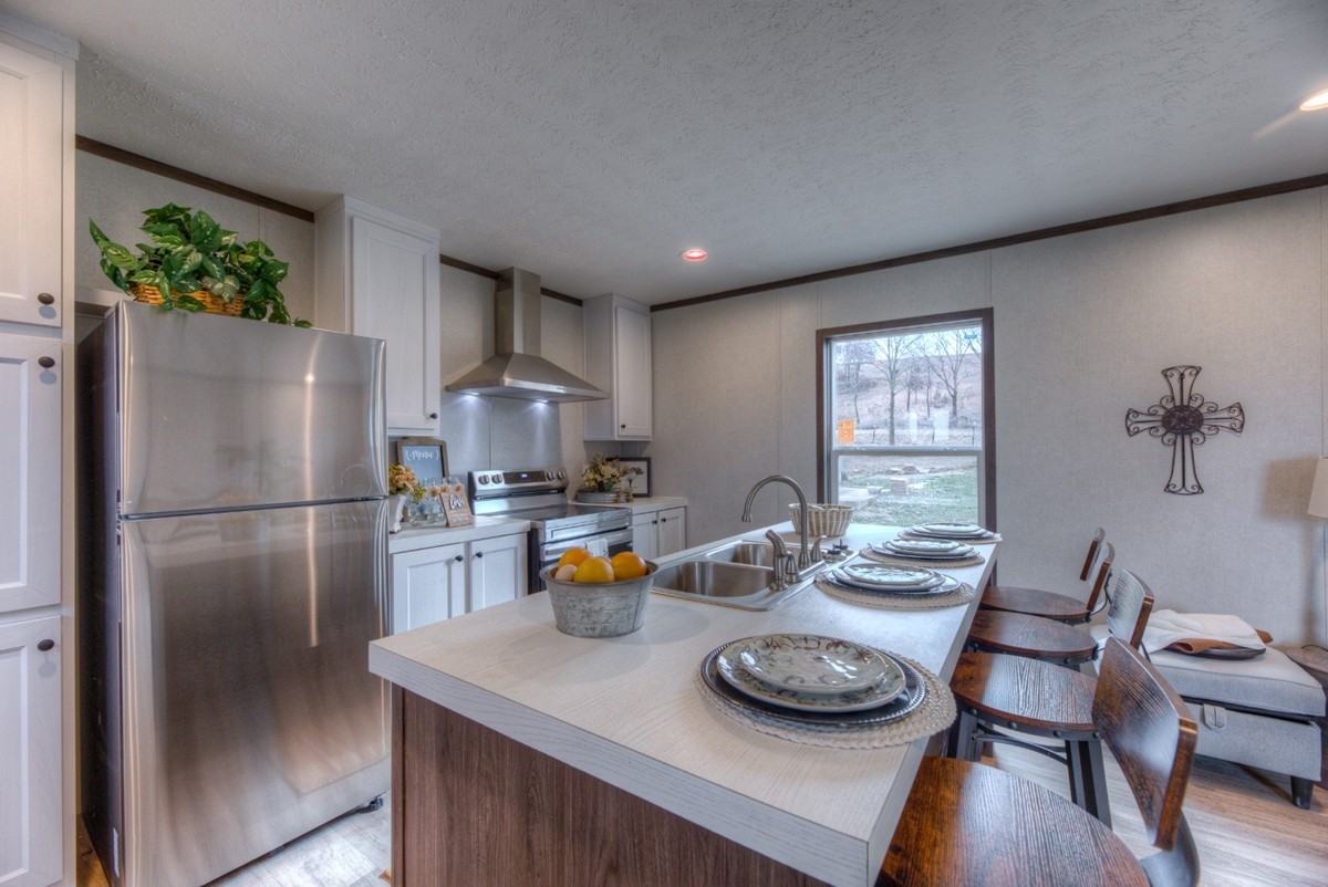 6658 Bratton Rd #1 - Photo 3 of 34