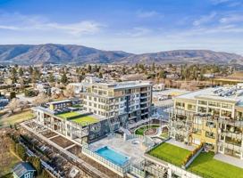 featured image of 2701 Olalla Rd