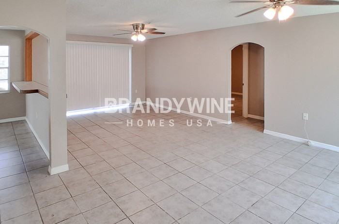 9923 Woodridge Ct - Photo 4 of 28