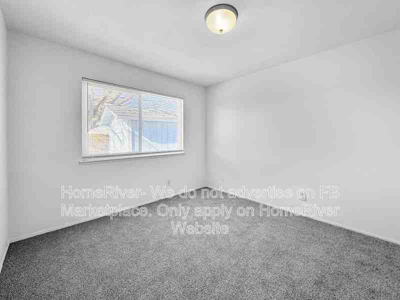 6013 Keats Cir - Photo 7 of 21