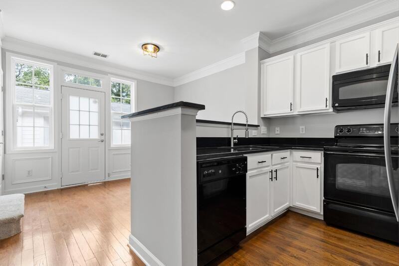 13119 Arbor Day Ct - Photo 5 of 14