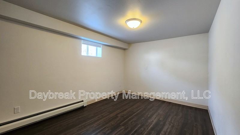 611 9th Ave N - Photo 3 of 14