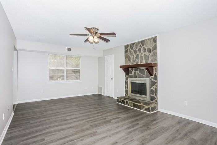 4382 Ridge Valley Dr - Photo 6 of 14